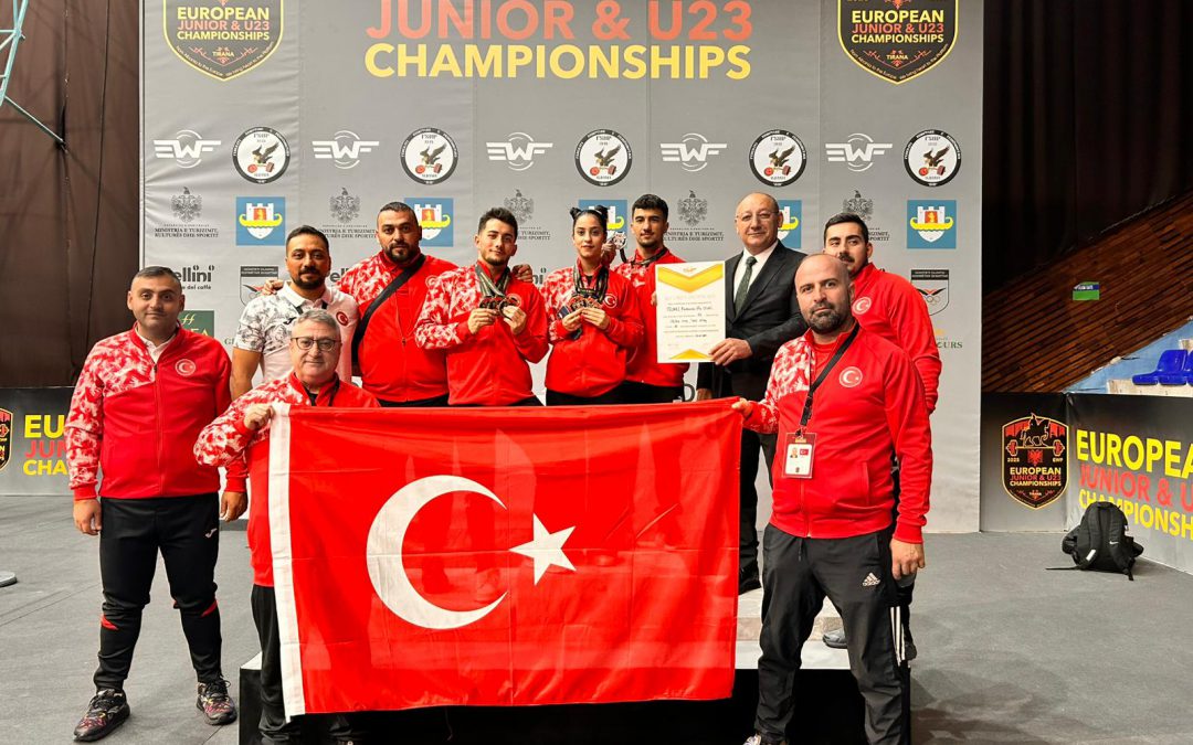 ARNAVUTLUK’TA 13 MADALYA İLE BAŞLADIK ARNAVUTLUK’TA 13 MADALYA İLE BAŞLADIK