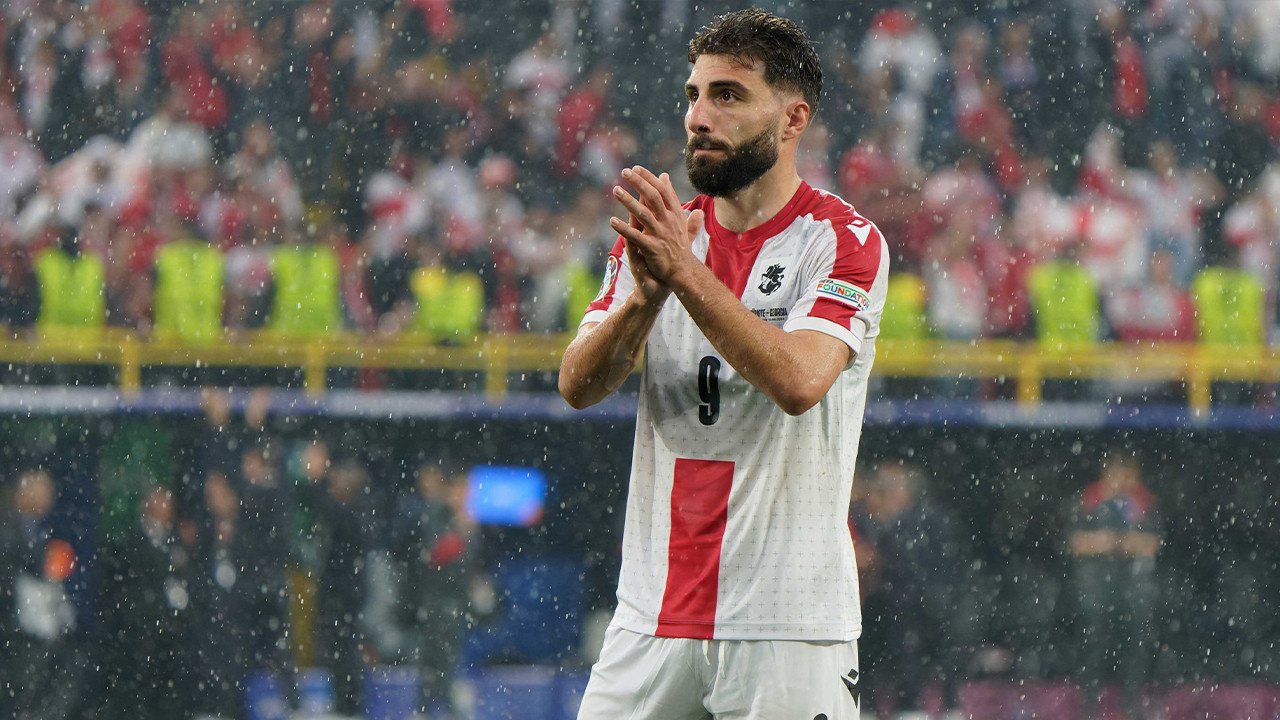 Beşiktaş'a Davitashvili'den kötü haber! "Zor bir dönemdi" Beşiktaş'a Davitashvili'den kötü haber! "Zor bir dönemdi"