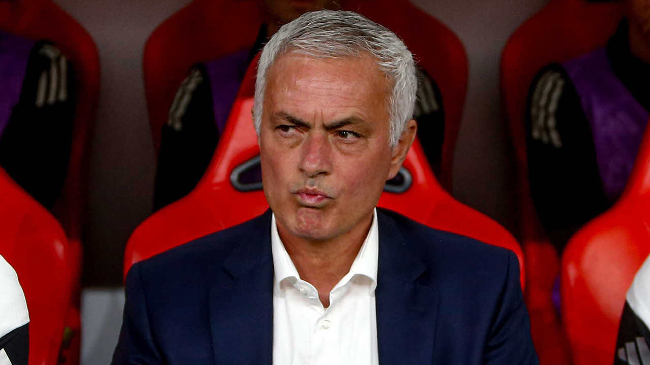 Mourinho gidince Fenerbahçe’nin Jankovic transferi iptal oldu