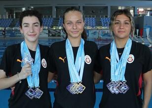 Türkiye şampiyonu Tekirdağlı genç kızlar milli takım için kulaç atıyor