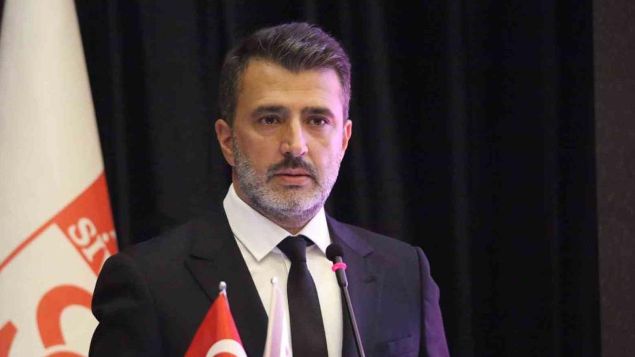 Sivasspor’da başkan Gökhan Karagöl istifa etti Sivasspor’da başkan Gökhan Karagöl istifa etti